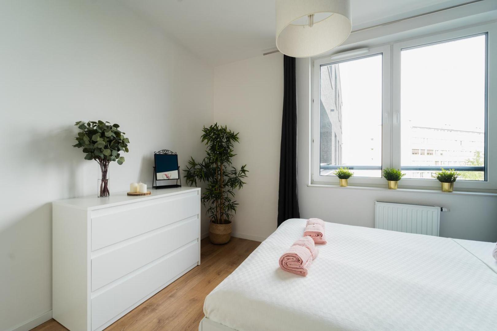 Nice Apartment - Near Sky Tower - Private Parking Wrocław Exterior foto